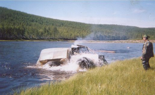 Преодоление водной преграды на вездеходе